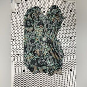 Umgee sheer lightweight cardigan cover up size m/L